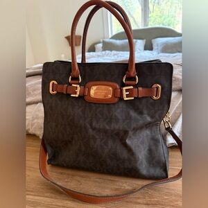 Michael Kors Signature Logo Tote Bag